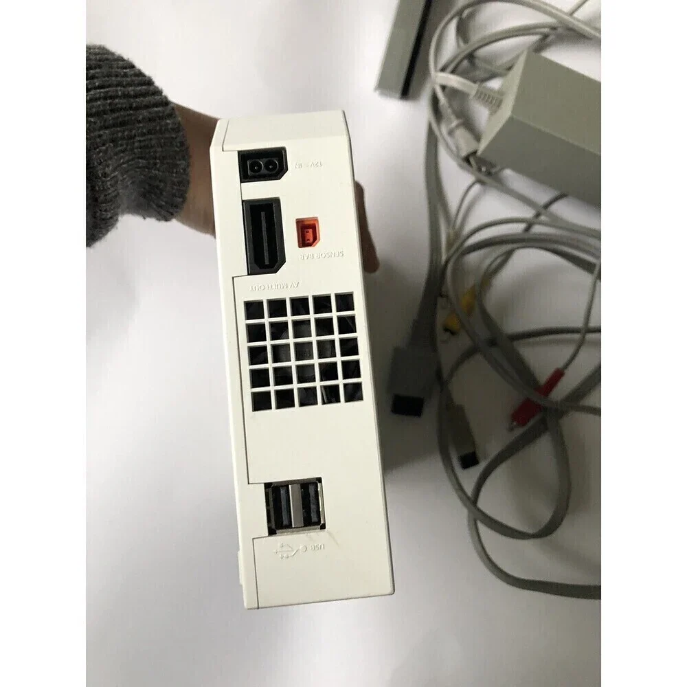 Nintendo Wii Gaming Console, Sensor +Cords White RVL-001(USA)